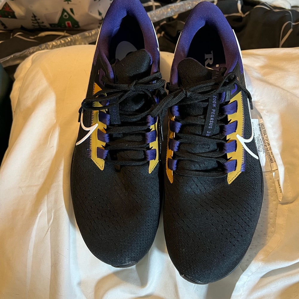 Men’s Nike Air Zoom 11.5 Baltimore Ravens Pegasus  only worn once